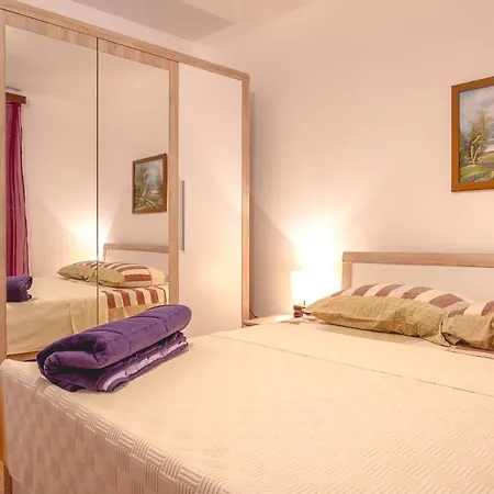 Appartamento 5362b Njivice